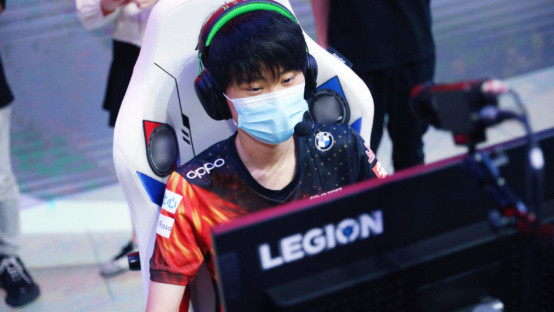 价格也在悄 价格也在悄